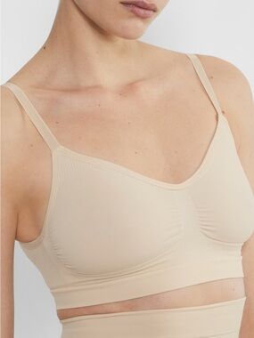 Aritzia ShapeEnhance™ Scoop Bralette